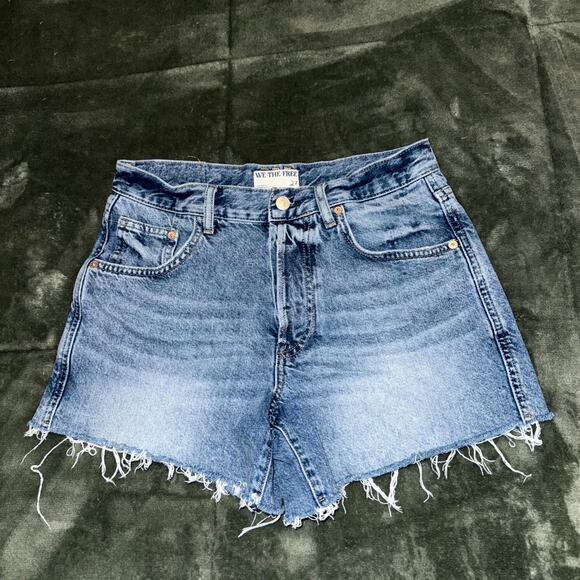 Free People We The Free Cut-Off Shorts Womens 27 Blue Denim Mid Rise Raw Hem - Picture 3 of 9
